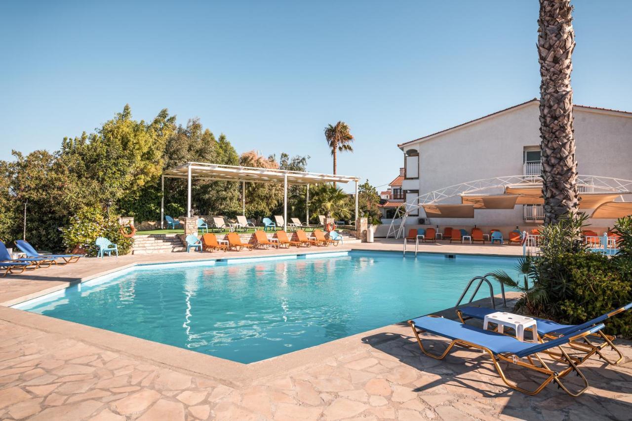 Hydrele Beach Hotel & Village Potokaki Экстерьер фото